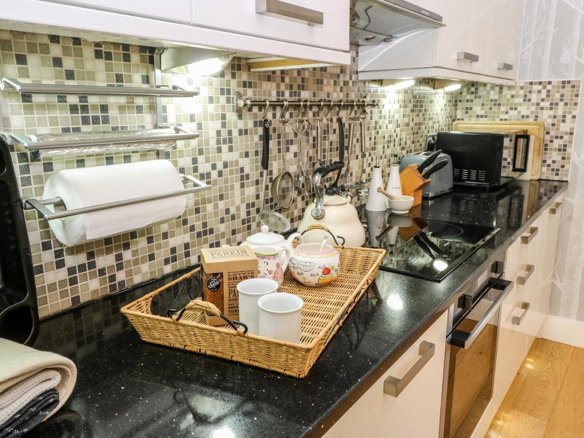 Sunnyside Villa Холмфирт Екстериор снимка